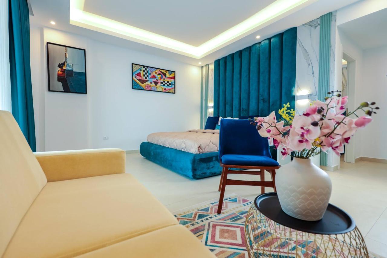 Tanushaj Resort *